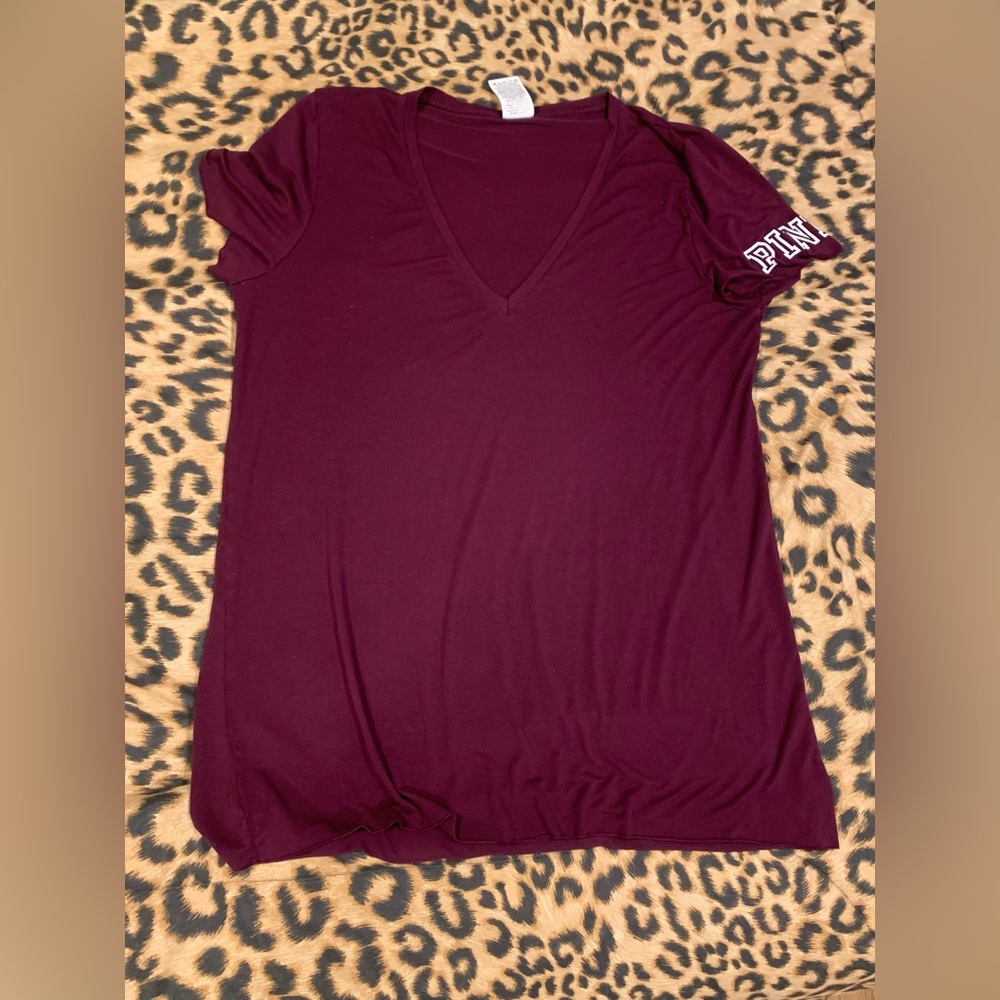 ▪️5 For $25!▪️ VS PINK T-Shirt
